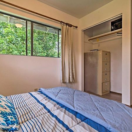 Peaceful Abode With Deck, 13 Mi To Black Sand Beach! Naalehu ภายนอก รูปภาพ